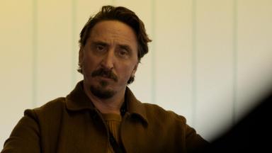 Poster episodio Day One 1x3