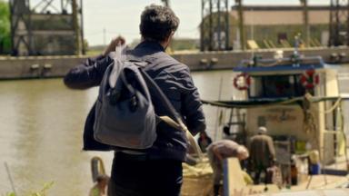 Poster episodio El jardín de bronce 1x7