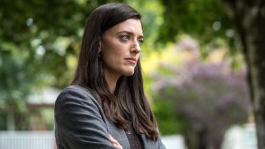 Poster episodio Sight Unseen 2x2