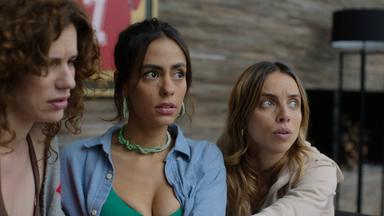 Poster episodio Valiendo Madres 1x6