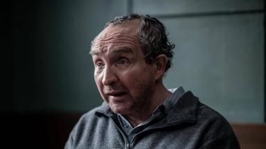 Poster episodio El Ladrón, Su Mujer y La Canoa 1x4