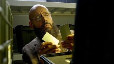 Poster episodio SurrealEstate 3x2