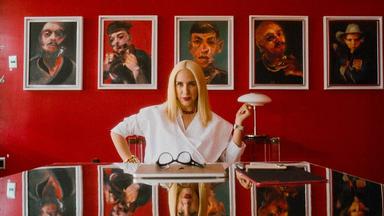 Poster episodio Vgly 2x3