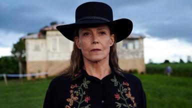 Poster episodio Las flores perdidas de Alice Hart 1x1