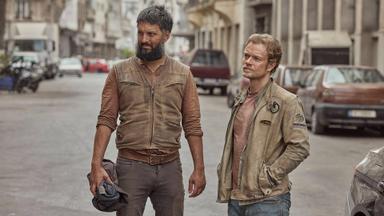 Poster episodio Atomic 1x1