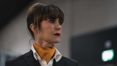 Poster episodio In Flight 1x6