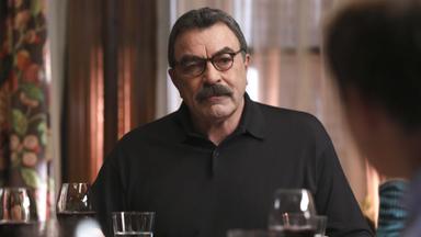 Poster episodio Códigos de familia 8x5