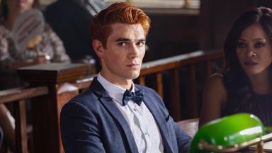 Poster episodio Riverdale 3x1