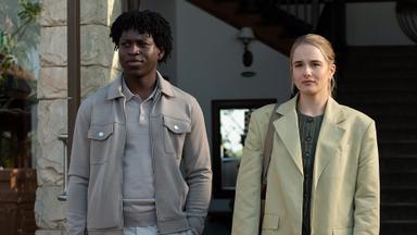 Poster episodio Industry 4x5