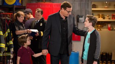 Poster episodio Tres por tres, el regreso 1x8