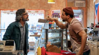 Poster episodio La trágica historia de Dolores Roach 1x2