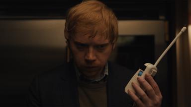 Poster episodio Servant 1x8