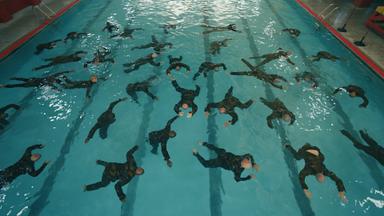 Poster episodio Boots 1x4