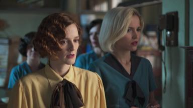 Poster episodio Las chicas del cable 3x3