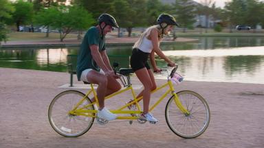 Poster episodio Sneaky Links: Dating After Dark 1x2