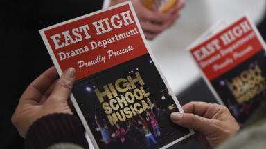 Poster episodio High School Musical: El Musical: La Serie 1x9