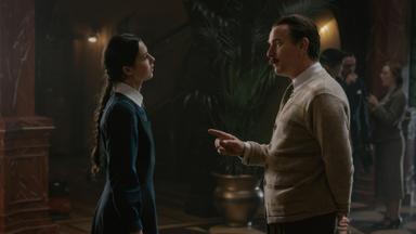 Poster episodio Un Caballero en Moscú 1x6