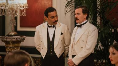 Poster episodio Un Caballero en Moscú 1x4