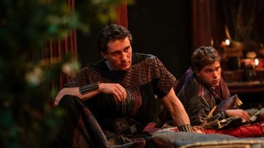 Poster episodio Domina 1x8