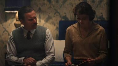 Poster episodio Un Caballero en Moscú 1x7