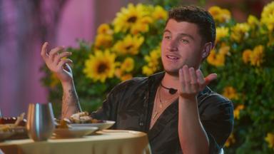 Poster episodio Sneaky Links: Dating After Dark 1x9