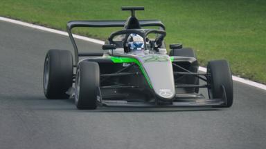 Poster episodio F1: La academia 1x4