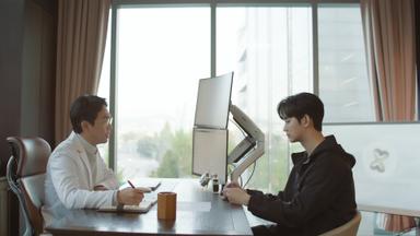 Poster episodio La Reina de las Lágrimas 1x1