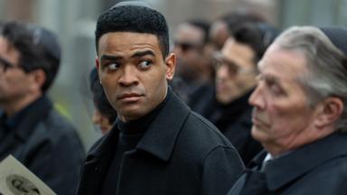 Poster episodio Adultos 1x5