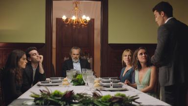 Poster episodio Vivir sin permiso 1x9