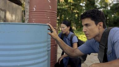 Poster episodio Ladrones: La tiara de santa Águeda 1x3