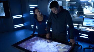 Poster episodio Helix 1x10